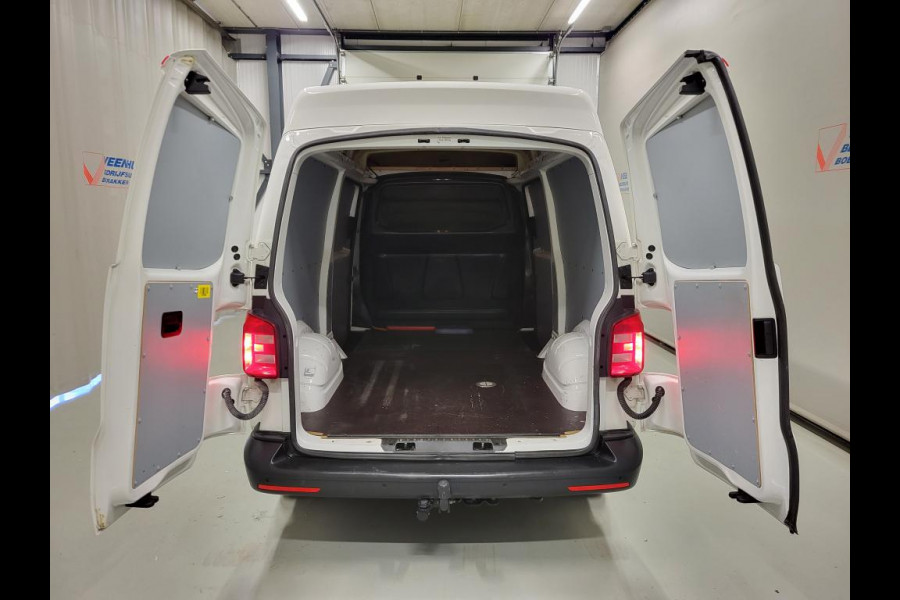 Volkswagen Transporter 2.0TDI 150pk L2/H2 Automaat Trekhaak Euro 6! Volkswagen Transporter 2.0TDI 150pk L2/H2 Automaat Trekhaak Euro 6!