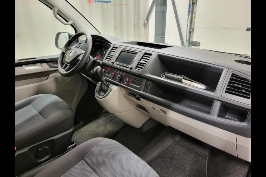 Volkswagen Transporter 2.0TDI 150pk L2/H2 Automaat Trekhaak Euro 6! Volkswagen Transporter 2.0TDI 150pk L2/H2 Automaat Trekhaak Euro 6!