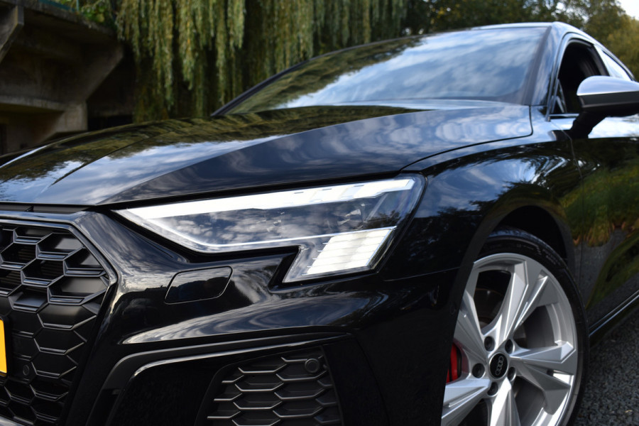 Audi S3 Sportback 2.0 TFSI S3 QUATTRO 310PK S-TRON S3-SPORT CAMERA/LEDER/CARPLAY Audi S3 Sportback 2.0 TFSI S3 QUATTRO 310PK S-TRON S3-SPORT CAMERA/LEDER/CARPLAY