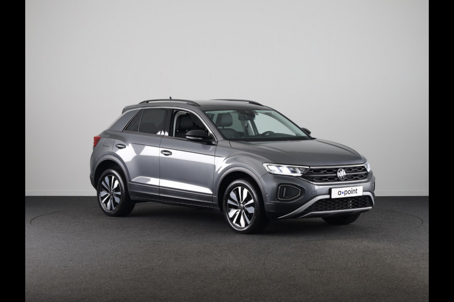Volkswagen T-Roc 1.0 TSI Life Edition GOAL 115 PK | Navigatie | automatische Airco | Parkeer assistent | Volkswagen T-Roc 1.0 TSI Life Edition GOAL 115 PK | Navigatie | automatische Airco | Parkeer assistent |