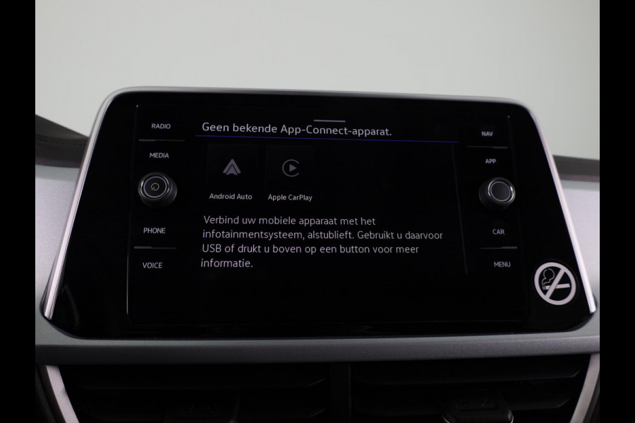 Volkswagen T-Roc 1.0 TSI Life Edition GOAL 115 PK | Navigatie | automatische Airco | Parkeer assistent | Volkswagen T-Roc 1.0 TSI Life Edition GOAL 115 PK | Navigatie | automatische Airco | Parkeer assistent |