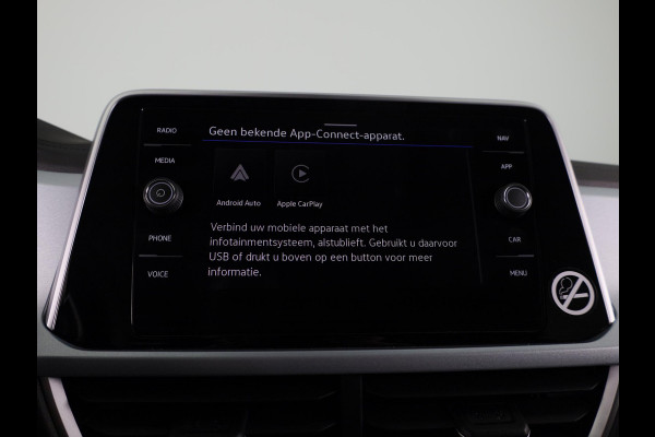 Volkswagen T-Roc 1.0 TSI Life Edition GOAL 115 PK | Navigatie | automatische Airco | Parkeer assistent | Volkswagen T-Roc 1.0 TSI Life Edition GOAL 115 PK | Navigatie | automatische Airco | Parkeer assistent |