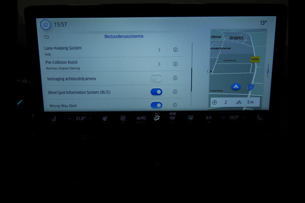 Ford FOCUS Wagon 1.0 EcoBoost Hybrid ST Line NAVI/CAMERA/CLIMA/WINTERPACK/17"LMV!