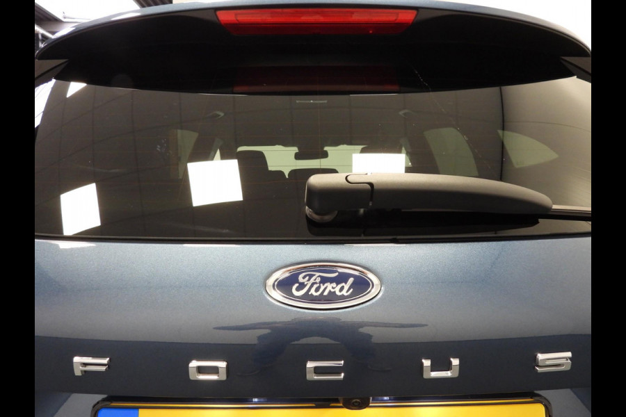 Ford FOCUS Wagon 1.0 EcoBoost Hybrid ST Line NAVI/CAMERA/CLIMA/WINTERPACK/17"LMV!