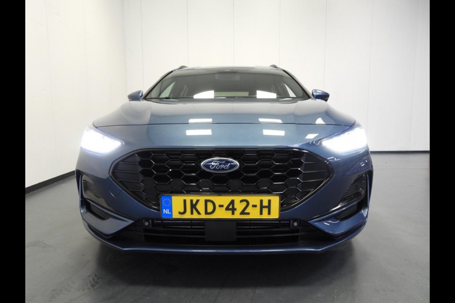 Ford FOCUS Wagon 1.0 EcoBoost Hybrid ST Line NAVI/CAMERA/CLIMA/WINTERPACK/17"LMV!