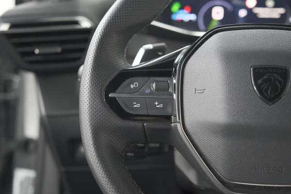 Peugeot 2008 PureTech 130 EAT8 GT | 360 Camera | Stoelmassage | Adaptieve Cruise Control | Dodehoekdetectie Peugeot 2008 PureTech 130 EAT8 GT | 360 Camera | Stoelmassage | Adaptieve Cruise Control | Dodehoekdetectie