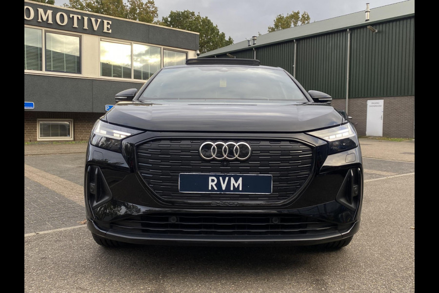 Audi Q4 Sportback e-tron 50 quattro 77 kWh S LINE in- exterieur | HEAD UP DISPLAY | ELECTR. STOELEN+GEHEUGEN | PANORAMADAK RIJKLAARPRIJS INCL. 12MND BOVAG | DEALER ONDERHOUDEN Audi Q4 Sportback e-tron 50 quattro 77 kWh S LINE in- exterieur | HEAD UP DISPLAY | ELECTR. STOELEN+GEHEUGEN | PANORAMADAK RIJKLAARPRIJS INCL. 12MND BOVAG | DEALER ONDERHOUDEN