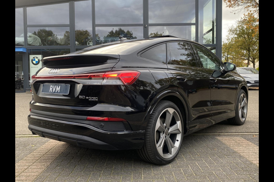 Audi Q4 Sportback e-tron 50 quattro 77 kWh S LINE in- exterieur | HEAD UP DISPLAY | ELECTR. STOELEN+GEHEUGEN | PANORAMADAK RIJKLAARPRIJS INCL. 12MND BOVAG | DEALER ONDERHOUDEN Audi Q4 Sportback e-tron 50 quattro 77 kWh S LINE in- exterieur | HEAD UP DISPLAY | ELECTR. STOELEN+GEHEUGEN | PANORAMADAK RIJKLAARPRIJS INCL. 12MND BOVAG | DEALER ONDERHOUDEN