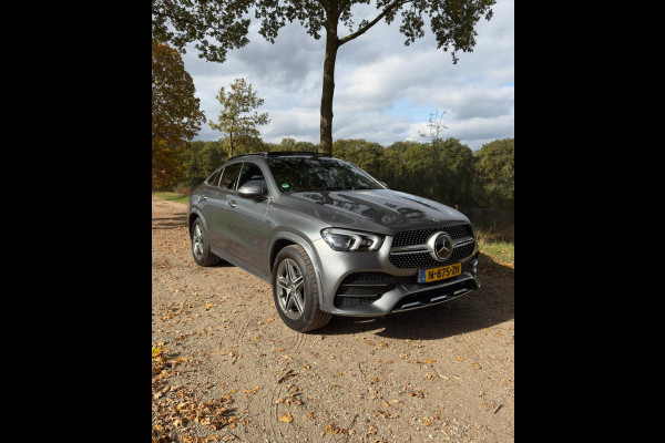Mercedes-Benz GLE Coupé 350 de AMG 4MATIC | 360° CAMERA | TREKHAAK | PANORAMA | APPLE CARPLAY | APK T/M 7-7-2026 | GARANTIE Mercedes-Benz GLE Coupé 350 de AMG 4MATIC | 360° CAMERA | TREKHAAK | PANORAMA | APPLE CARPLAY | APK T/M 7-7-2026 | GARANTIE
