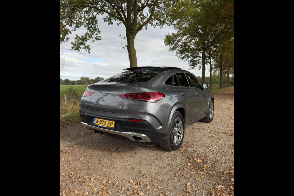 Mercedes-Benz GLE Coupé 350 de AMG 4MATIC | 360° CAMERA | TREKHAAK | PANORAMA | APPLE CARPLAY | APK T/M 7-7-2026 | GARANTIE Mercedes-Benz GLE Coupé 350 de AMG 4MATIC | 360° CAMERA | TREKHAAK | PANORAMA | APPLE CARPLAY | APK T/M 7-7-2026 | GARANTIE