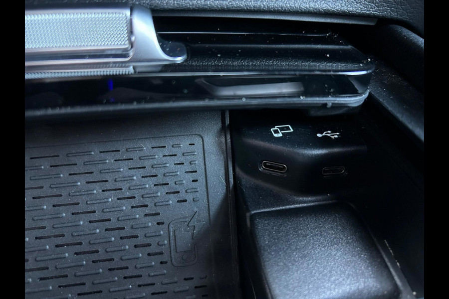 Mercedes-Benz GLE Coupé 350 de AMG 4MATIC | 360° CAMERA | TREKHAAK | PANORAMA | APPLE CARPLAY | APK T/M 7-7-2026 | GARANTIE Mercedes-Benz GLE Coupé 350 de AMG 4MATIC | 360° CAMERA | TREKHAAK | PANORAMA | APPLE CARPLAY | APK T/M 7-7-2026 | GARANTIE