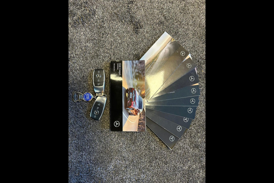 Mercedes-Benz GLE Coupé 350 de AMG 4MATIC | 360° CAMERA | TREKHAAK | PANORAMA | APPLE CARPLAY | APK T/M 7-7-2026 | GARANTIE Mercedes-Benz GLE Coupé 350 de AMG 4MATIC | 360° CAMERA | TREKHAAK | PANORAMA | APPLE CARPLAY | APK T/M 7-7-2026 | GARANTIE