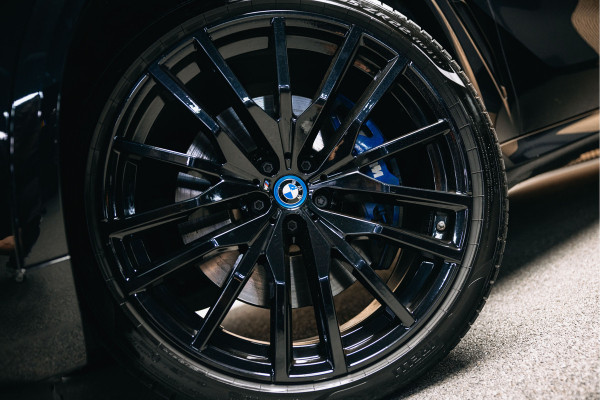 BMW X5 xDrive45e High Executive | M-Stoelen | Pano | Head-Up | Luchtvering | 360 Camera | BMW X5 xDrive45e High Executive | M-Stoelen | Pano | Head-Up | Luchtvering | 360 Camera |