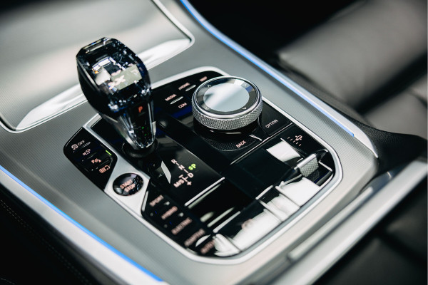BMW X5 xDrive45e High Executive | M-Stoelen | Pano | Head-Up | Luchtvering | 360 Camera | BMW X5 xDrive45e High Executive | M-Stoelen | Pano | Head-Up | Luchtvering | 360 Camera |