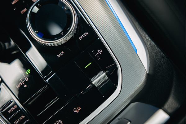BMW X5 xDrive45e High Executive | M-Stoelen | Pano | Head-Up | Luchtvering | 360 Camera | BMW X5 xDrive45e High Executive | M-Stoelen | Pano | Head-Up | Luchtvering | 360 Camera |