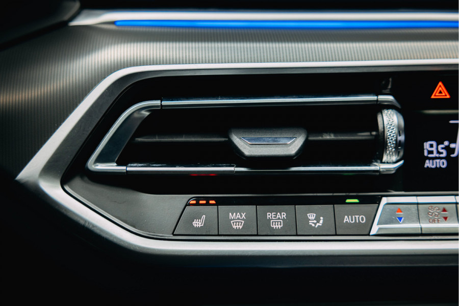 BMW X5 xDrive45e High Executive | M-Stoelen | Pano | Head-Up | Luchtvering | 360 Camera | BMW X5 xDrive45e High Executive | M-Stoelen | Pano | Head-Up | Luchtvering | 360 Camera |