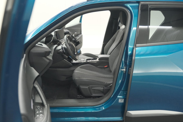 Peugeot 2008 Hybrid 136 e-DCS6 Allure | 360 Camera | Adaptieve Cruise Control | Dodehoekdetectie