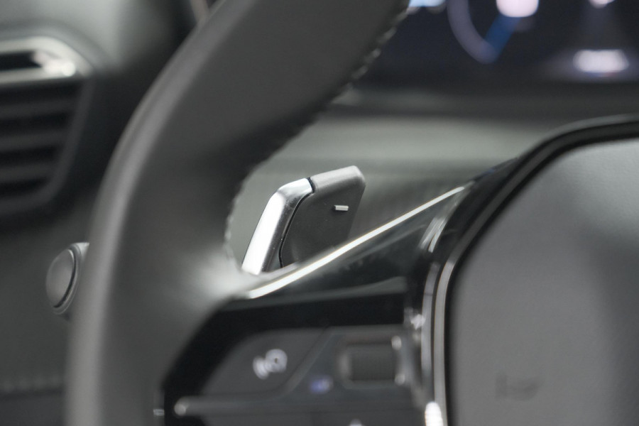 Peugeot 2008 Hybrid 136 e-DCS6 Allure | 360 Camera | Adaptieve Cruise Control | Dodehoekdetectie