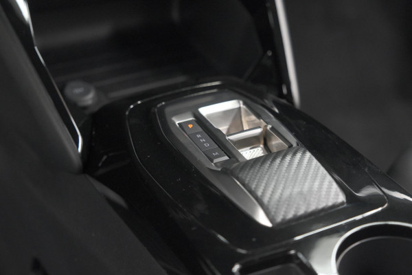 Peugeot 2008 Hybrid 136 e-DCS6 Allure | 360 Camera | Adaptieve Cruise Control | Dodehoekdetectie