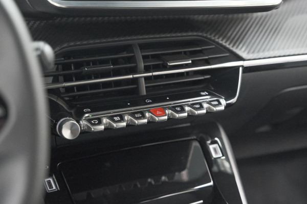 Peugeot 2008 Hybrid 136 e-DCS6 Allure | 360 Camera | Adaptieve Cruise Control | Dodehoekdetectie