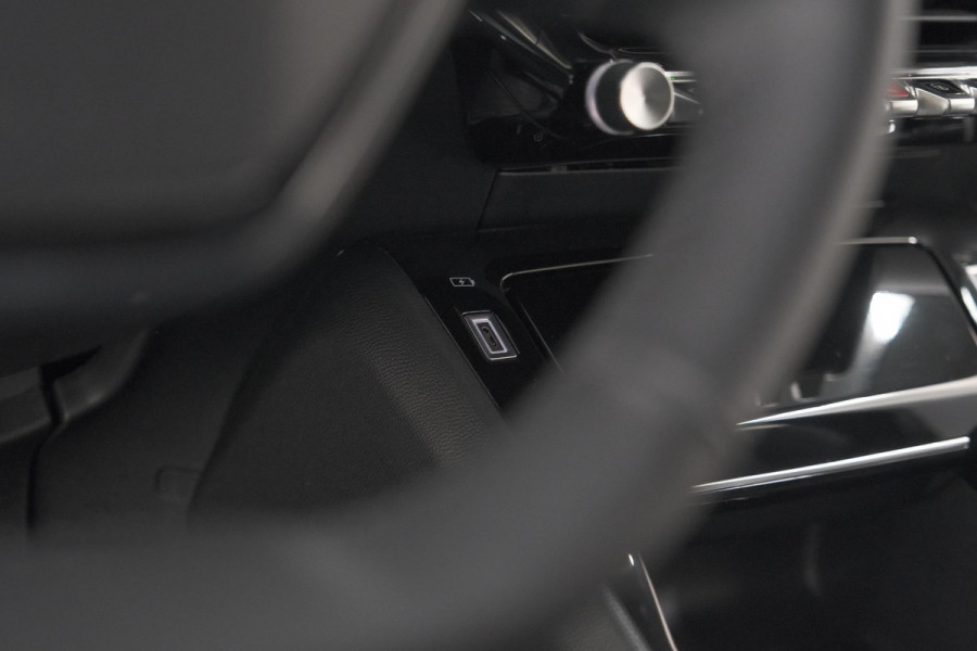Peugeot 2008 Hybrid 136 e-DCS6 Allure | 360 Camera | Adaptieve Cruise Control | Dodehoekdetectie
