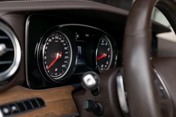 Mercedes-Benz E-Klasse Estate 250 Avantgarde ACC|Standkachel|Comand|360|Burmester|Mem|Exclusive|Volledige historie Mercedes-Benz E-Klasse Estate 250 Avantgarde ACC|Standkachel|Comand|360|Burmester|Mem|Exclusive|Volledige historie