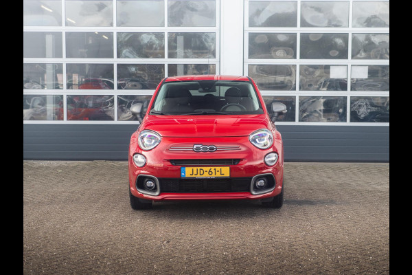 Fiat 500X 1.5 Hybrid Sport Automaat | Clima | Adapt. Cruise | 18" | Apple Carplay | Camera | PDC | Keyless | Navi | BSM Fiat 500X 1.5 Hybrid Sport Automaat | Clima | Adapt. Cruise | 18" | Apple Carplay | Camera | PDC | Keyless | Navi | BSM