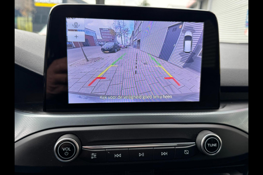 Ford Focus 1.0 EcoBoost Titanium X - Automaat I Navigatie I Airco I Sport pakket I LED I PDC I Dealer onderhouden