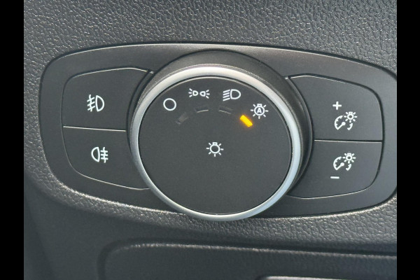 Ford Focus 1.0 EcoBoost Titanium X - Automaat I Navigatie I Airco I Sport pakket I LED I PDC I Dealer onderhouden