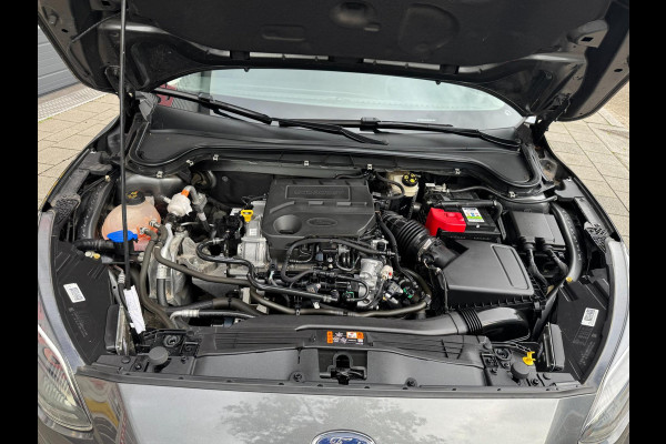 Ford Focus 1.0 EcoBoost Titanium X - Automaat I Navigatie I Airco I Sport pakket I LED I PDC I Dealer onderhouden