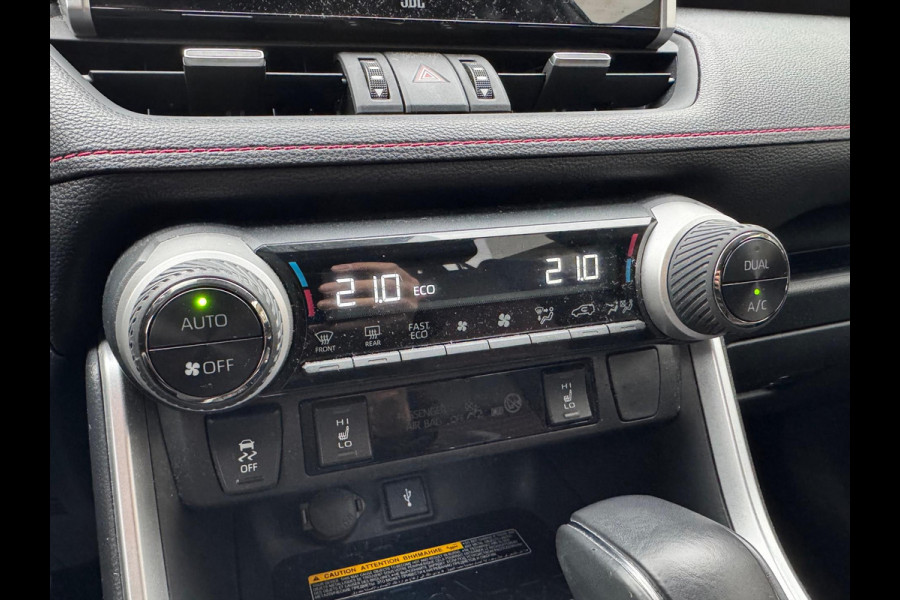 Toyota RAV4 2.5 Plug-in Hybrid AWD Bi-Tone Plus | Trekhaak, Head up display, JBL, Leer, Geheugenfunctie, 360 camera, Stoel+stuurverwarming,