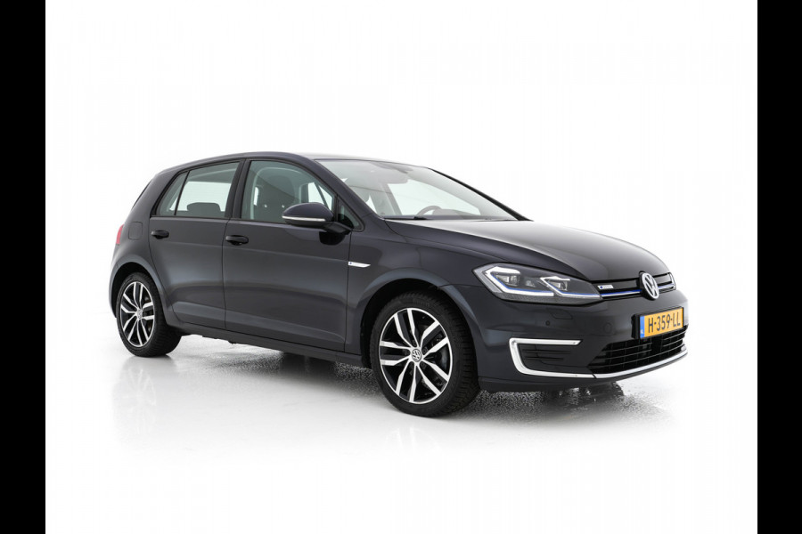 Volkswagen e-Golf E-DITION {SOH-100%} (INCL-BTW) Aut. *HEAT-PUMP | ADAPTIVE-CRUISE | FULL-LED | DAB+ | NAVI-FULLMAP | CARPLAY | HEATED-COMFORTSEATS | ECC | CCS-FASTLOADER | PARKPILOT | CARPLAY | 17''ALU* Volkswagen e-Golf E-DITION {SOH-100%} (INCL-BTW) Aut. *HEAT-PUMP | ADAPTIVE-CRUISE | FULL-LED | DAB+ | NAVI-FULLMAP | CARPLAY | HEATED-COMFORTSEATS | ECC | CCS-FASTLOADER | PARKPILOT | CARPLAY | 17''ALU*