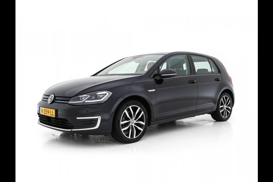 Volkswagen e-Golf E-DITION {SOH-100%} (INCL-BTW) Aut. *HEAT-PUMP | ADAPTIVE-CRUISE | FULL-LED | DAB+ | NAVI-FULLMAP | CARPLAY | HEATED-COMFORTSEATS | ECC | CCS-FASTLOADER | PARKPILOT | CARPLAY | 17''ALU* Volkswagen e-Golf E-DITION {SOH-100%} (INCL-BTW) Aut. *HEAT-PUMP | ADAPTIVE-CRUISE | FULL-LED | DAB+ | NAVI-FULLMAP | CARPLAY | HEATED-COMFORTSEATS | ECC | CCS-FASTLOADER | PARKPILOT | CARPLAY | 17''ALU*