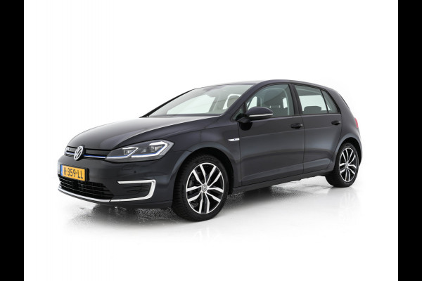 Volkswagen e-Golf E-DITION {SOH-100%} (INCL-BTW) Aut. *HEAT-PUMP | ADAPTIVE-CRUISE | FULL-LED | DAB+ | NAVI-FULLMAP | CARPLAY | HEATED-COMFORTSEATS | ECC | CCS-FASTLOADER | PARKPILOT | CARPLAY | 17''ALU* Volkswagen e-Golf E-DITION {SOH-100%} (INCL-BTW) Aut. *HEAT-PUMP | ADAPTIVE-CRUISE | FULL-LED | DAB+ | NAVI-FULLMAP | CARPLAY | HEATED-COMFORTSEATS | ECC | CCS-FASTLOADER | PARKPILOT | CARPLAY | 17''ALU*