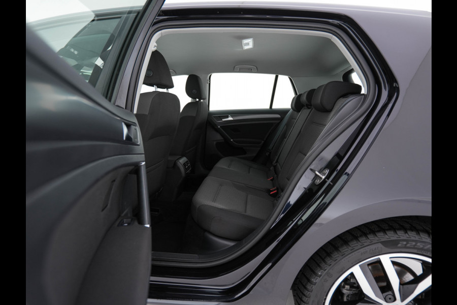 Volkswagen e-Golf E-DITION {SOH-100%} (INCL-BTW) Aut. *HEAT-PUMP | ADAPTIVE-CRUISE | FULL-LED | DAB+ | NAVI-FULLMAP | CARPLAY | HEATED-COMFORTSEATS | ECC | CCS-FASTLOADER | PARKPILOT | CARPLAY | 17''ALU* Volkswagen e-Golf E-DITION {SOH-100%} (INCL-BTW) Aut. *HEAT-PUMP | ADAPTIVE-CRUISE | FULL-LED | DAB+ | NAVI-FULLMAP | CARPLAY | HEATED-COMFORTSEATS | ECC | CCS-FASTLOADER | PARKPILOT | CARPLAY | 17''ALU*