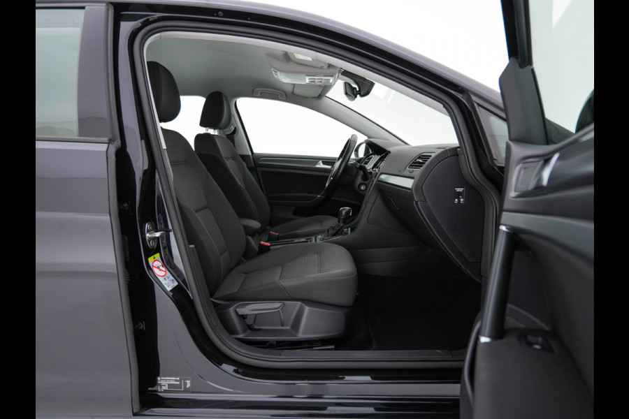 Volkswagen e-Golf E-DITION {SOH-100%} (INCL-BTW) Aut. *HEAT-PUMP | ADAPTIVE-CRUISE | FULL-LED | DAB+ | NAVI-FULLMAP | CARPLAY | HEATED-COMFORTSEATS | ECC | CCS-FASTLOADER | PARKPILOT | CARPLAY | 17''ALU* Volkswagen e-Golf E-DITION {SOH-100%} (INCL-BTW) Aut. *HEAT-PUMP | ADAPTIVE-CRUISE | FULL-LED | DAB+ | NAVI-FULLMAP | CARPLAY | HEATED-COMFORTSEATS | ECC | CCS-FASTLOADER | PARKPILOT | CARPLAY | 17''ALU*