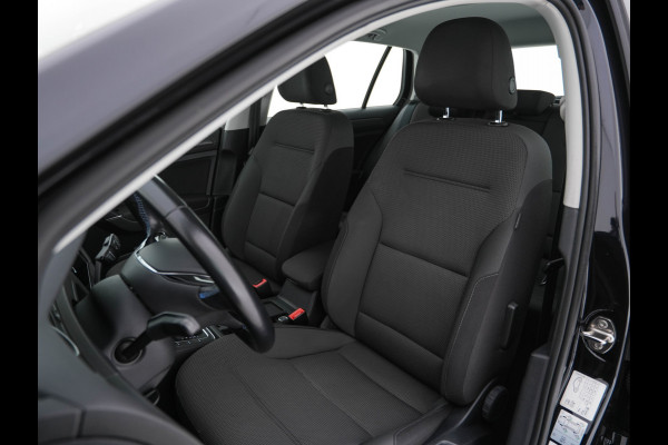 Volkswagen e-Golf E-DITION {SOH-100%} (INCL-BTW) Aut. *HEAT-PUMP | ADAPTIVE-CRUISE | FULL-LED | DAB+ | NAVI-FULLMAP | CARPLAY | HEATED-COMFORTSEATS | ECC | CCS-FASTLOADER | PARKPILOT | CARPLAY | 17''ALU* Volkswagen e-Golf E-DITION {SOH-100%} (INCL-BTW) Aut. *HEAT-PUMP | ADAPTIVE-CRUISE | FULL-LED | DAB+ | NAVI-FULLMAP | CARPLAY | HEATED-COMFORTSEATS | ECC | CCS-FASTLOADER | PARKPILOT | CARPLAY | 17''ALU*