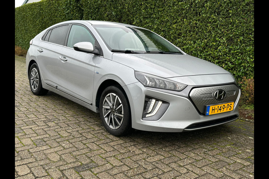 Hyundai IONIQ Comfort EV 38 kWh | 311km WLTP | Climate | Adaptive CC | Full LED | Navi | occasion Hyundai IONIQ Comfort EV 38 kWh | 311km WLTP | Climate | Adaptive CC | Full LED | Navi | occasion