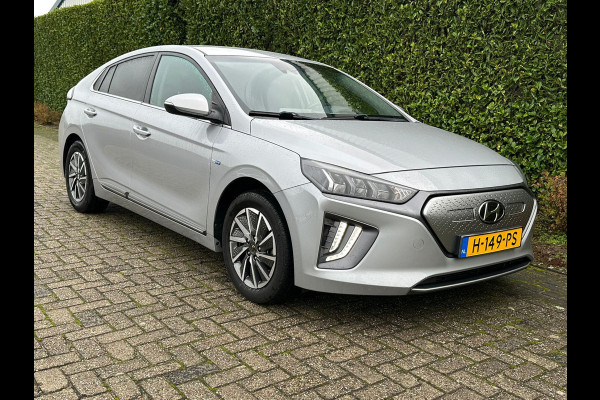 Hyundai IONIQ Comfort EV 38 kWh | 311km WLTP | Climate | Adaptive CC | Full LED | Navi | occasion Hyundai IONIQ Comfort EV 38 kWh | 311km WLTP | Climate | Adaptive CC | Full LED | Navi | occasion