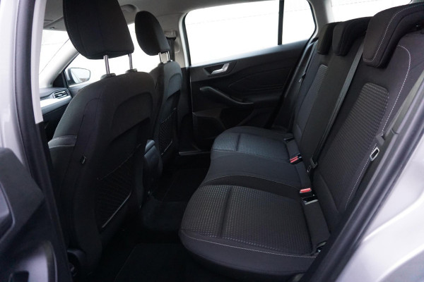 Ford FOCUS Wagon 1.0 EcoBoost 125PK Hybrid Ed.Business/Trekhaak/ Camera/1e Eigenaar. Ford FOCUS Wagon 1.0 EcoBoost 125PK Hybrid Ed.Business/Trekhaak/ Camera/1e Eigenaar.