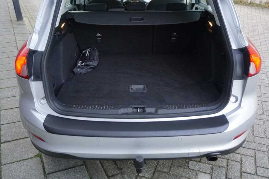 Ford FOCUS Wagon 1.0 EcoBoost 125PK Hybrid Ed.Business/Trekhaak/ Camera/1e Eigenaar. Ford FOCUS Wagon 1.0 EcoBoost 125PK Hybrid Ed.Business/Trekhaak/ Camera/1e Eigenaar.