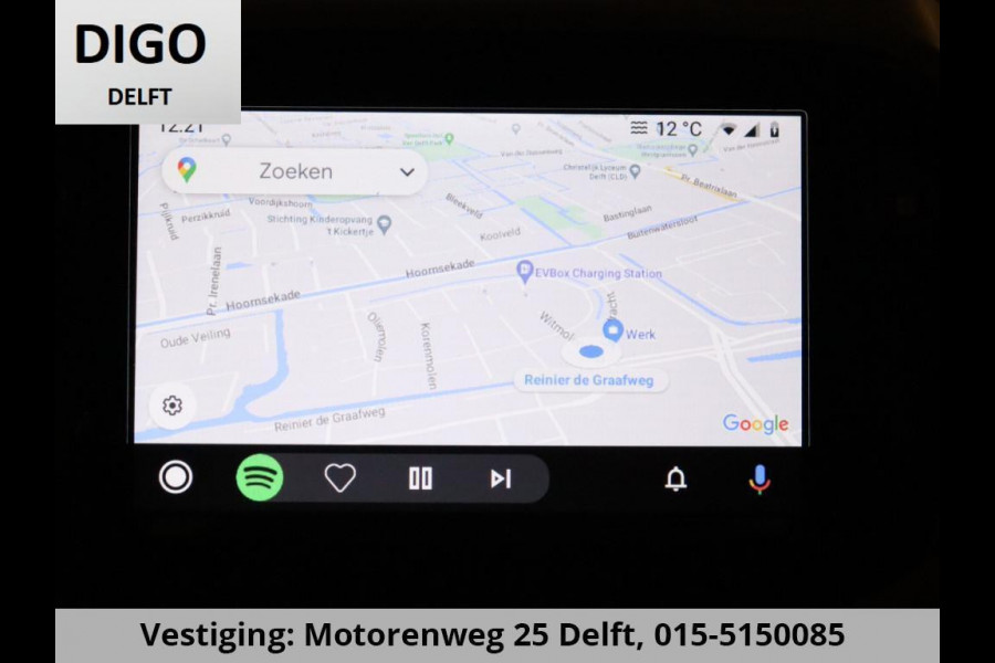 Toyota C-HR 1.8 HYBRID BI-TONE PACK GARANTIE 7-2030 CARPLAY NAVI.CRUISE.BLACKLINE 100% ONDERHOUDEN Toyota C-HR 1.8 HYBRID BI-TONE PACK GARANTIE 7-2030 CARPLAY NAVI.CRUISE.BLACKLINE 100% ONDERHOUDEN