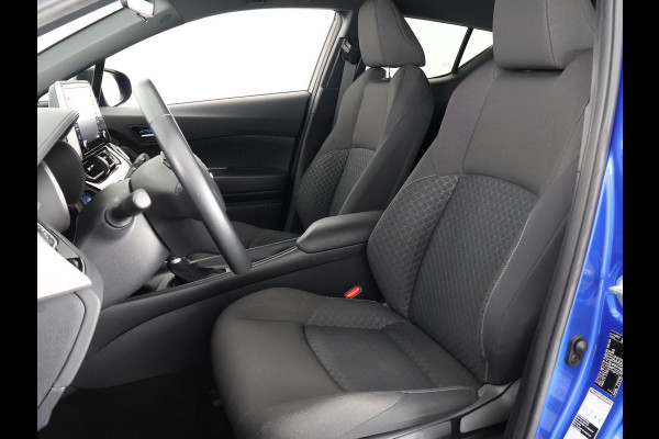 Toyota C-HR 1.8 HYBRID BI-TONE PACK GARANTIE 7-2030 CARPLAY NAVI.CRUISE.BLACKLINE 100% ONDERHOUDEN Toyota C-HR 1.8 HYBRID BI-TONE PACK GARANTIE 7-2030 CARPLAY NAVI.CRUISE.BLACKLINE 100% ONDERHOUDEN