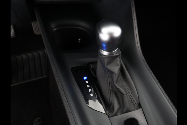 Toyota C-HR 1.8 HYBRID BI-TONE PACK GARANTIE 7-2030 CARPLAY NAVI.CRUISE.BLACKLINE 100% ONDERHOUDEN Toyota C-HR 1.8 HYBRID BI-TONE PACK GARANTIE 7-2030 CARPLAY NAVI.CRUISE.BLACKLINE 100% ONDERHOUDEN