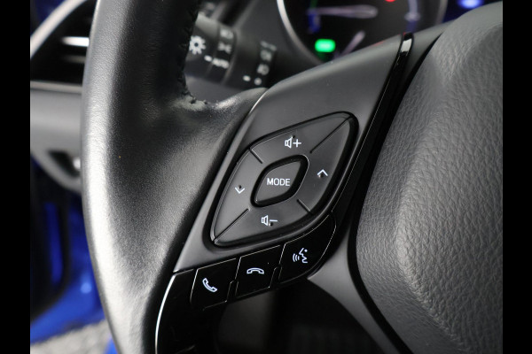 Toyota C-HR 1.8 HYBRID BI-TONE PACK GARANTIE 7-2030 CARPLAY NAVI.CRUISE.BLACKLINE 100% ONDERHOUDEN Toyota C-HR 1.8 HYBRID BI-TONE PACK GARANTIE 7-2030 CARPLAY NAVI.CRUISE.BLACKLINE 100% ONDERHOUDEN