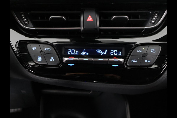 Toyota C-HR 1.8 HYBRID BI-TONE PACK GARANTIE 7-2030 CARPLAY NAVI.CRUISE.BLACKLINE 100% ONDERHOUDEN Toyota C-HR 1.8 HYBRID BI-TONE PACK GARANTIE 7-2030 CARPLAY NAVI.CRUISE.BLACKLINE 100% ONDERHOUDEN