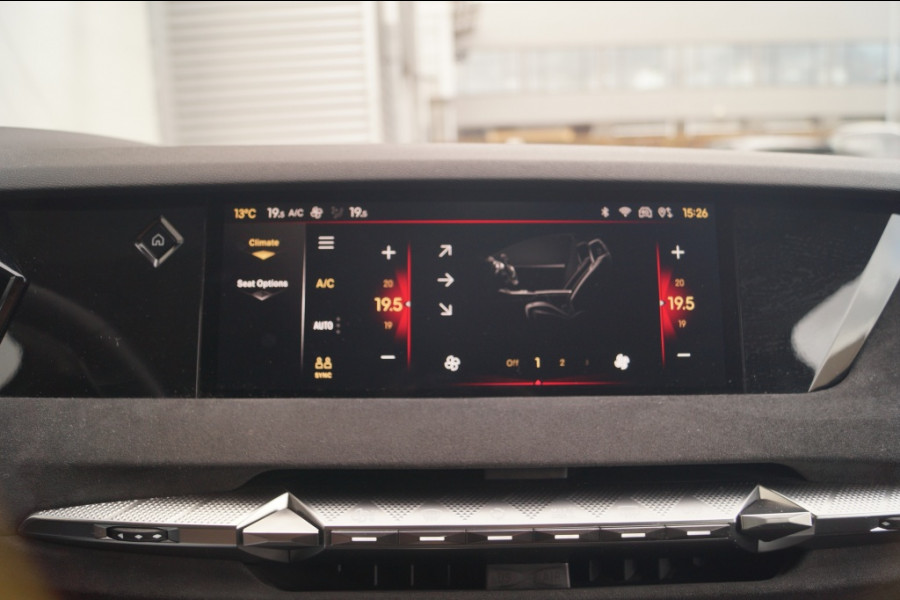 DS DS 4 1.2 PureTech 130pk Automaat Performance Line+ -LEER- DS DS 4 1.2 PureTech 130pk Automaat Performance Line+ -LEER-