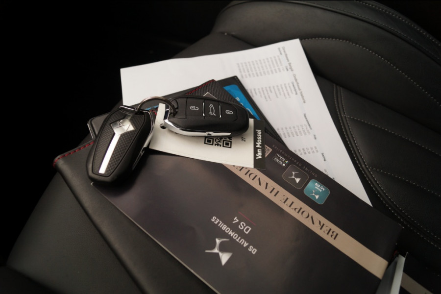 DS DS 4 1.2 PureTech 130pk Automaat Performance Line+ -LEER- DS DS 4 1.2 PureTech 130pk Automaat Performance Line+ -LEER-