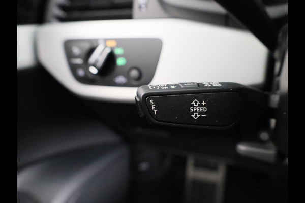 Audi A4 Avant 35 TFSI S edition 150 pk S-tronic | Verlengde garantie | Navigatie | Parkeersensoren | Lichtmetalen velgen 19" | S-Line | Audi A4 Avant 35 TFSI S edition 150 pk S-tronic | Verlengde garantie | Navigatie | Parkeersensoren | Lichtmetalen velgen 19" | S-Line |