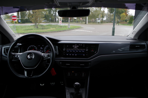 Volkswagen Polo 1.0 TSI 95 PK Comfortline Business, Adap. Cruise Control, Carplay Volkswagen Polo 1.0 TSI 95 PK Comfortline Business, Adap. Cruise Control, Carplay